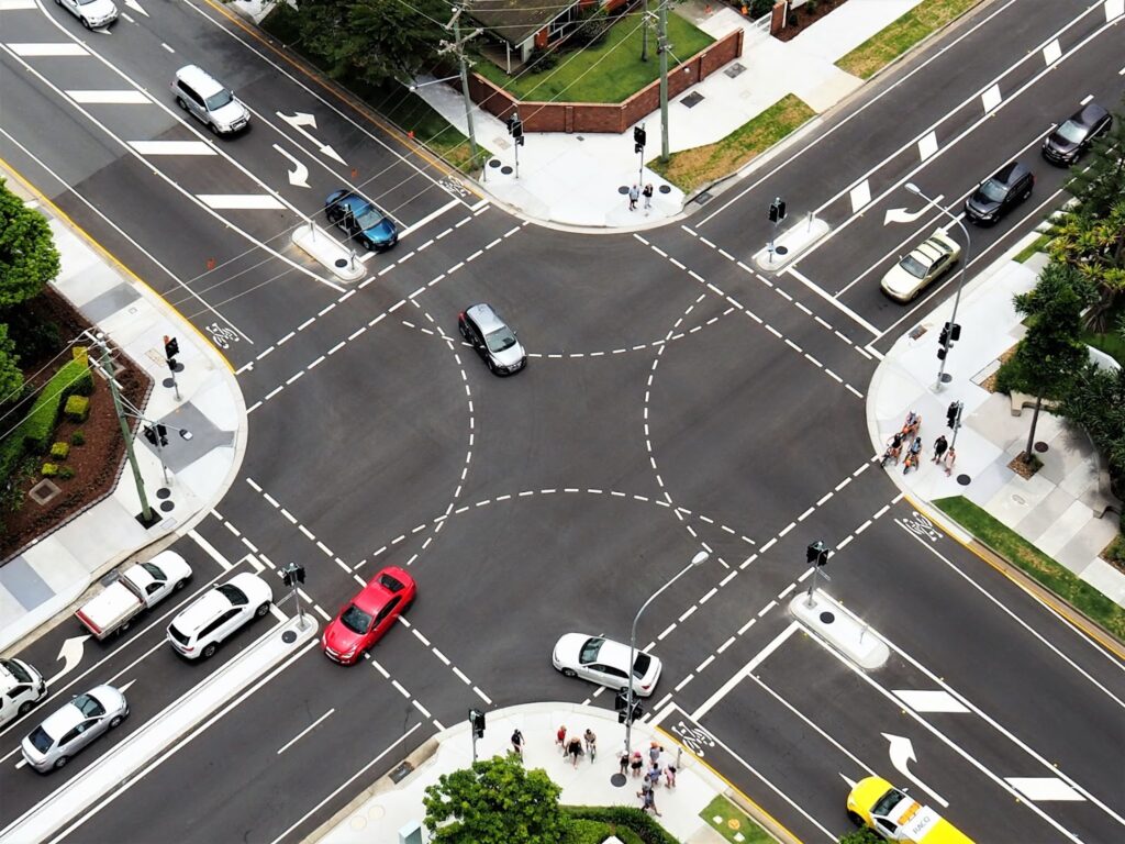 Traffic-camera-at-red-light